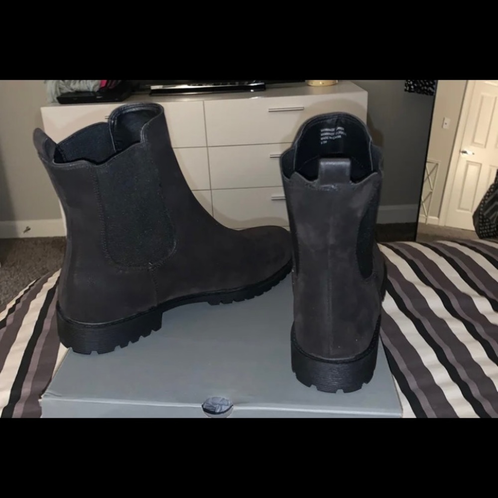 Loft black booties - Picture 2 of 4